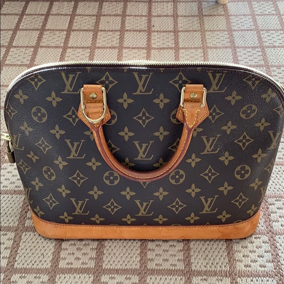 Louis Vuitton Handbags - ❤️ Louis Vuitton Alma Bag...❤️